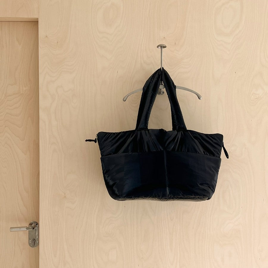 【予約】wide bag - glossy black