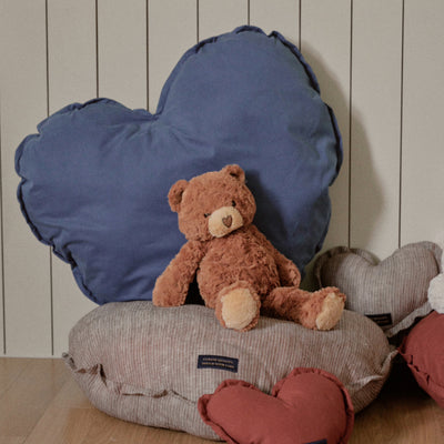 【予約】Organic Heart Cushion (3 color)