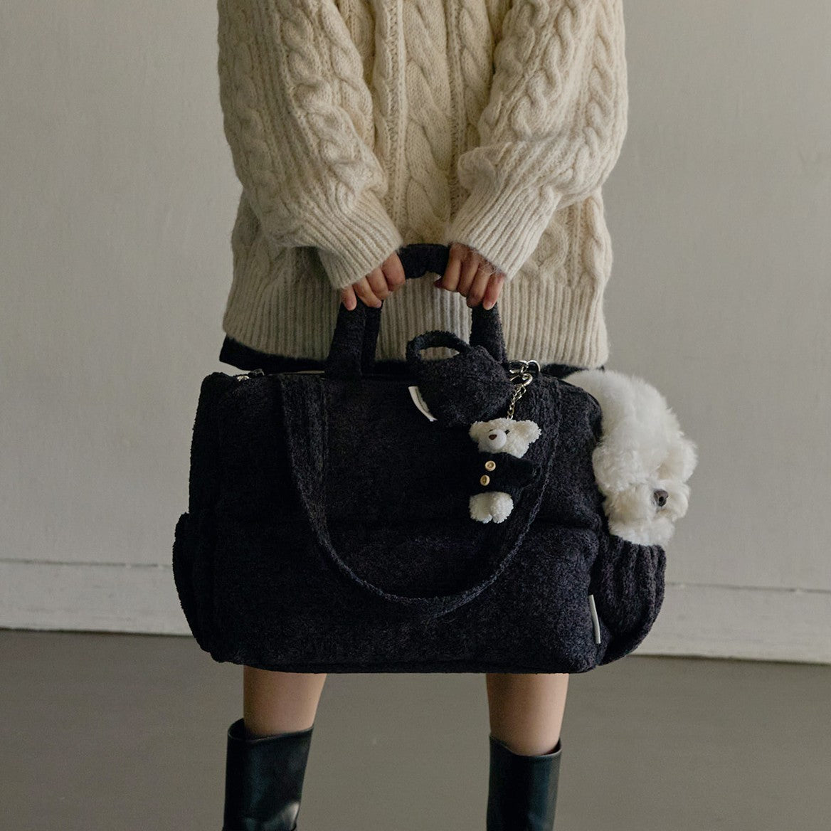 【予約】Mou Petbag Boucle edition （クッション＋ショルダーパット付属）