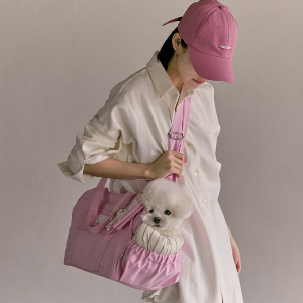 【予約】Partir bag - Blush Pink（オールシーズン用クッション＋ショルダーパット付属）｜犬用キャリーバッグ・スリングバッグ