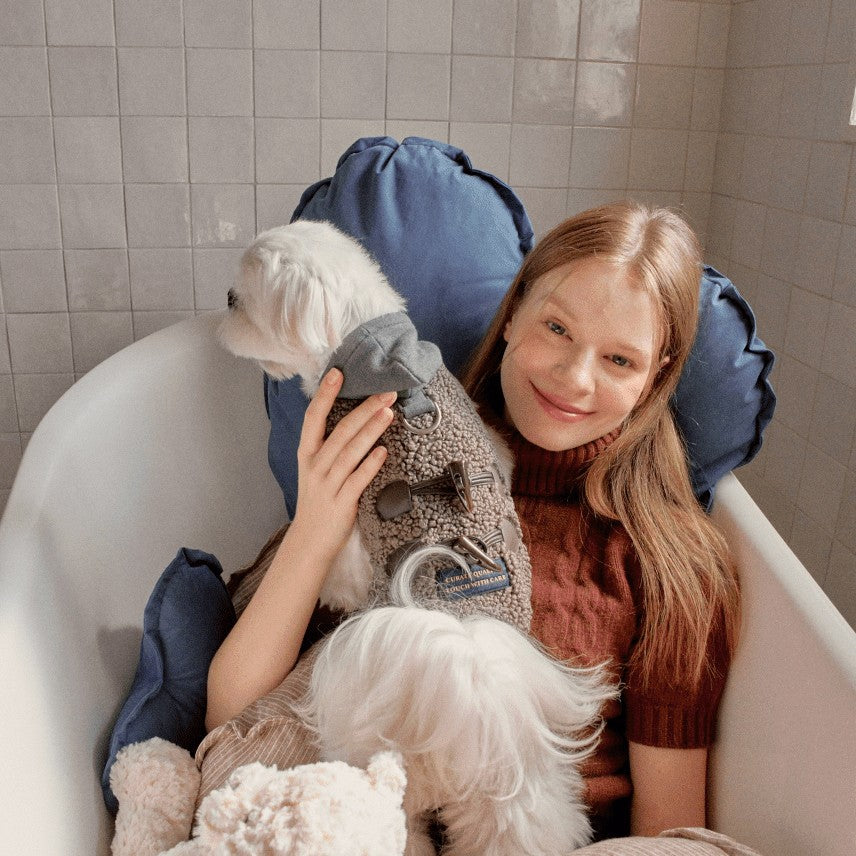 【予約】Organic Heart Cushion (3 color)