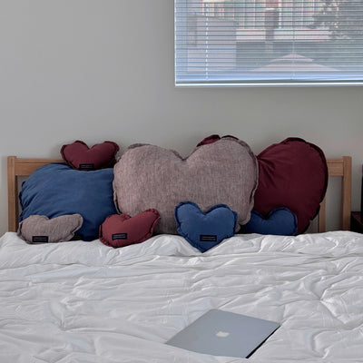 【予約】Organic Heart Cushion (3 color)