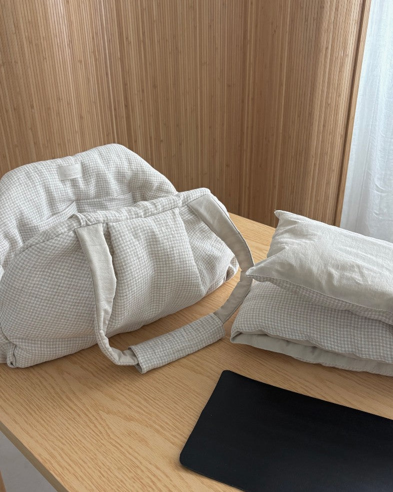 【予約】EYOU Hug bag｜犬用キャリーバッグ