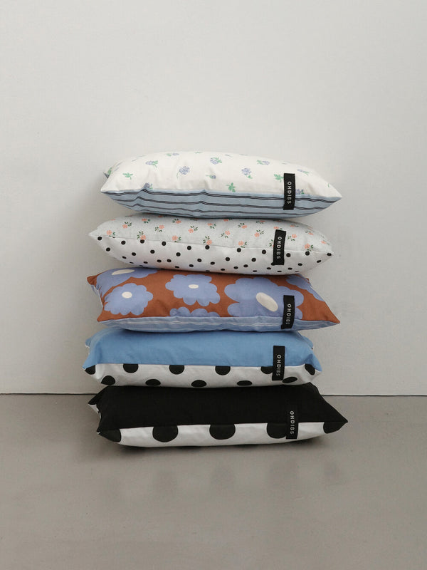【予約】Layer Pillow（単品購入不可）