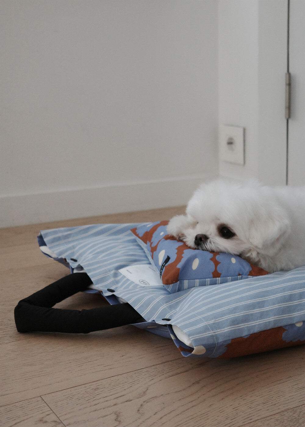 【予約】Layer Pillow（単品購入不可）