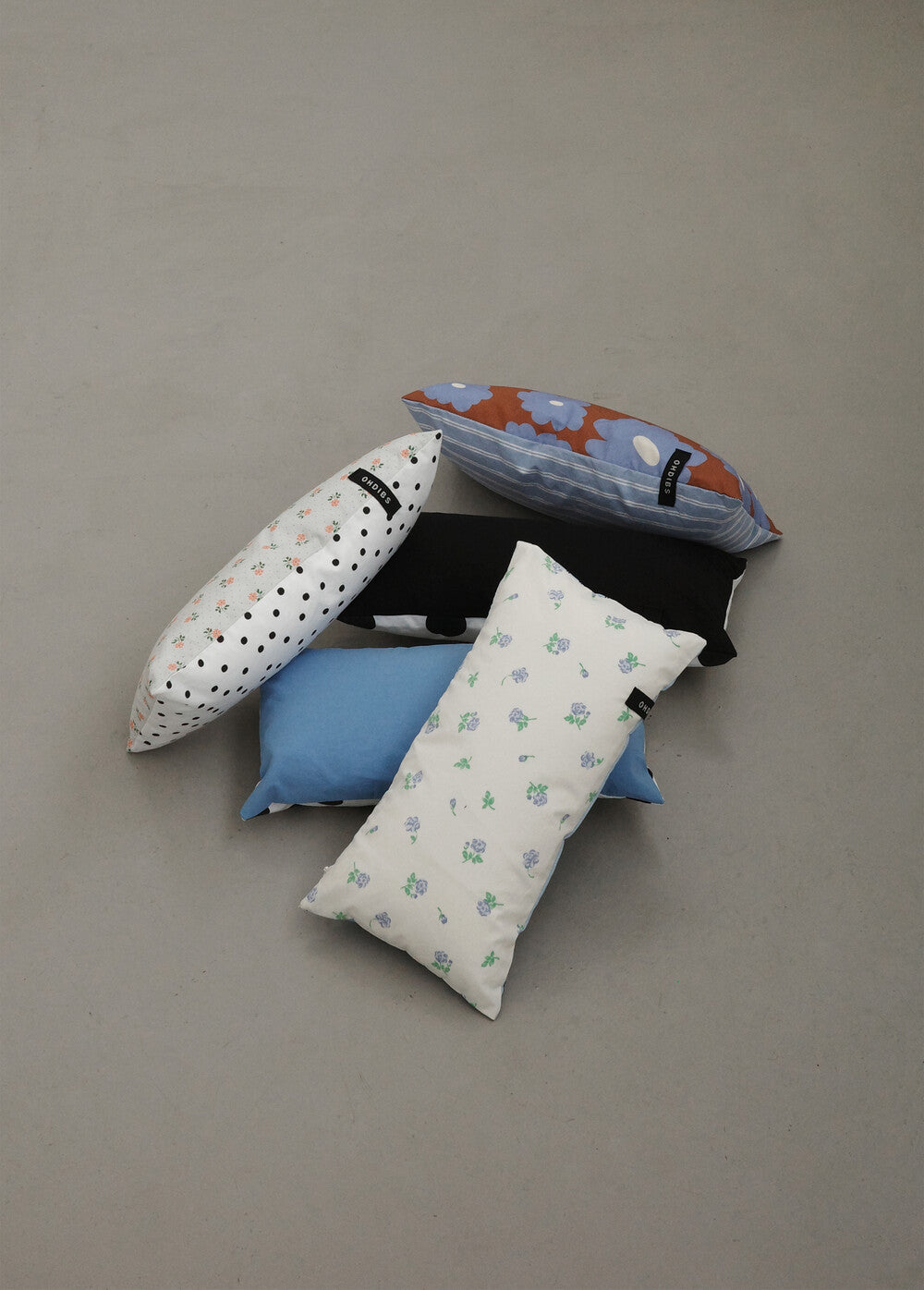 【予約】Layer Pillow（単品購入不可）