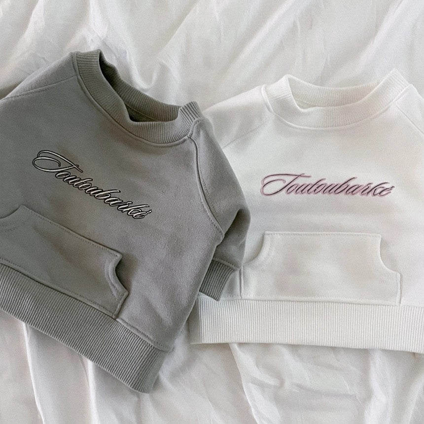 【予約】シグネチャー スウェットシャツ